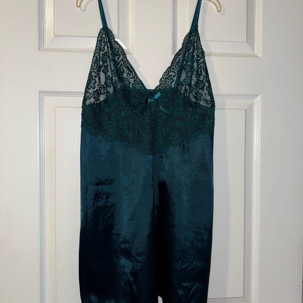 Elegant Lace Trim Satin Chemise Nightgown Teal Dress Lingerie - Size Large 🖤